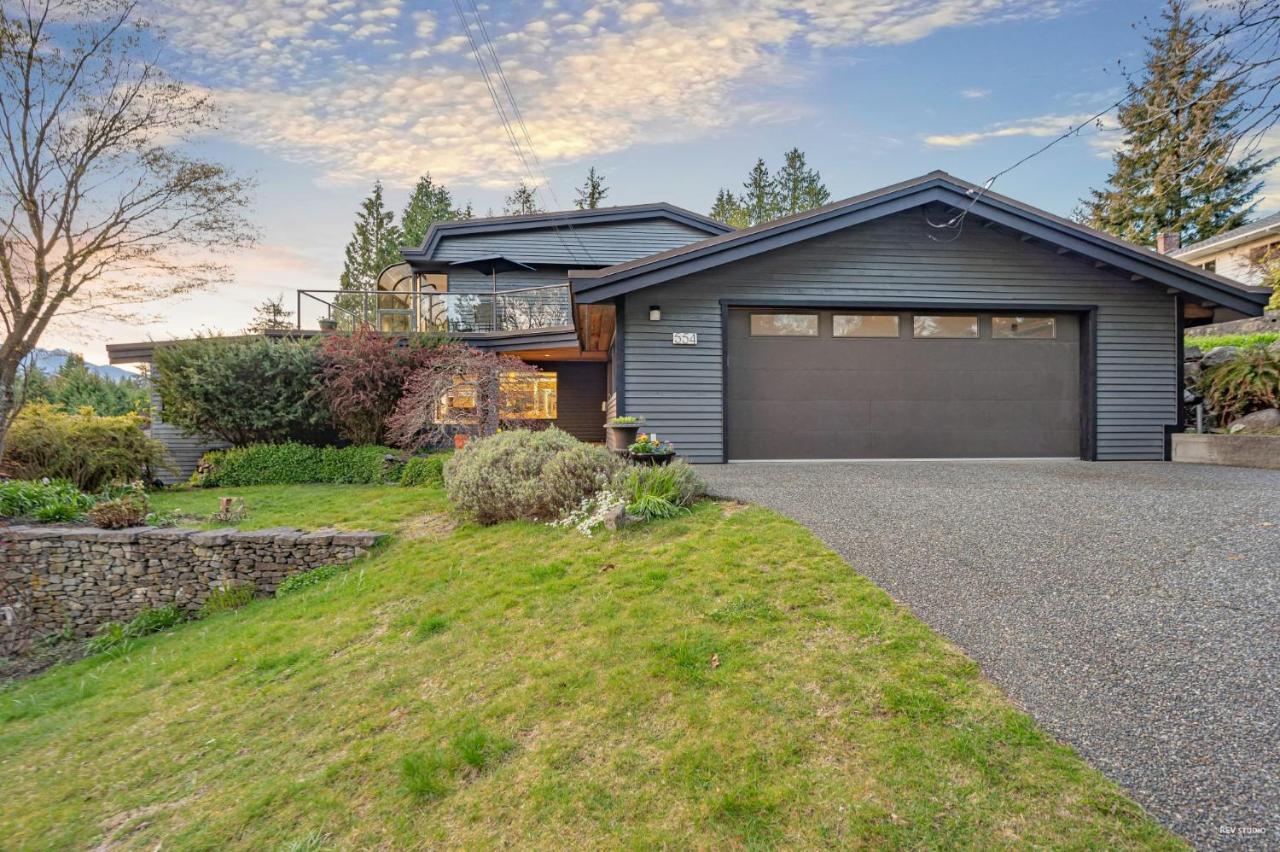 Seymour Private Bedroom, Ensuite Bathroom With Shared Pool, Hot Tub With Views North Vancouver Exterior foto