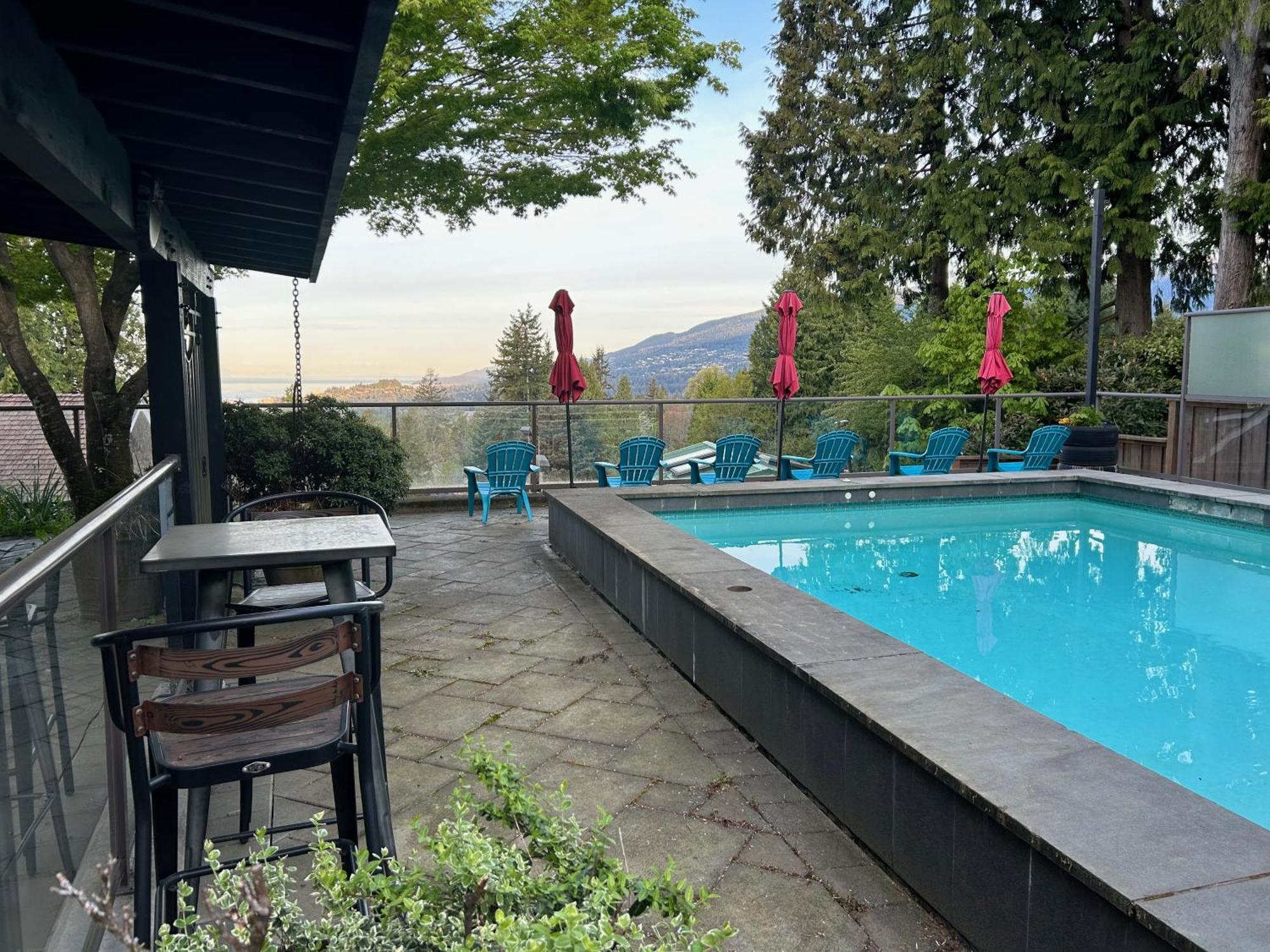 Seymour Private Bedroom, Ensuite Bathroom With Shared Pool, Hot Tub With Views North Vancouver Exterior foto